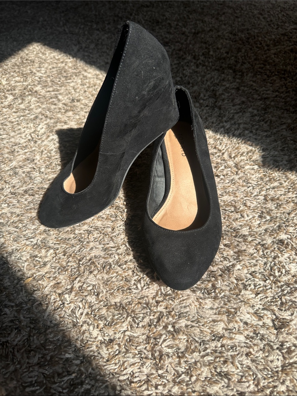 Women's Black Suede Wedge Pumps - Comfortable Everyday Style